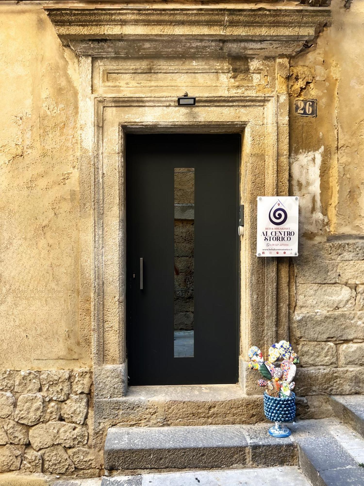 Al Centro Storico Bed & Breakfast Caltagirone Bagian luar foto