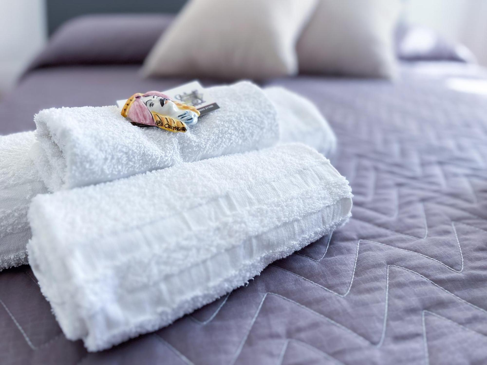 Al Centro Storico Bed & Breakfast Caltagirone Bagian luar foto