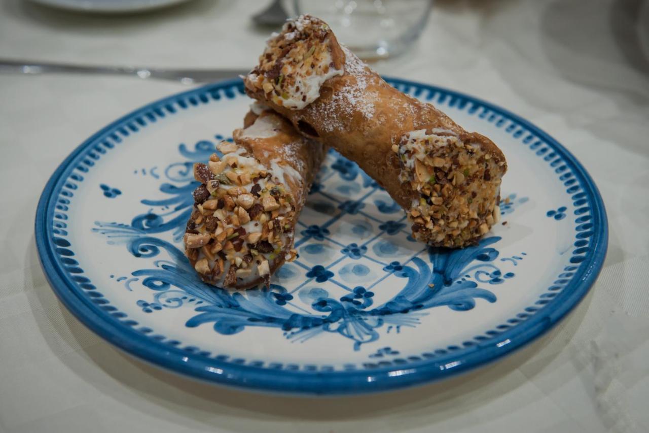 Al Centro Storico Bed & Breakfast Caltagirone Bagian luar foto